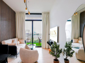 Stylish JVC 1 Bedroom Sanctuary